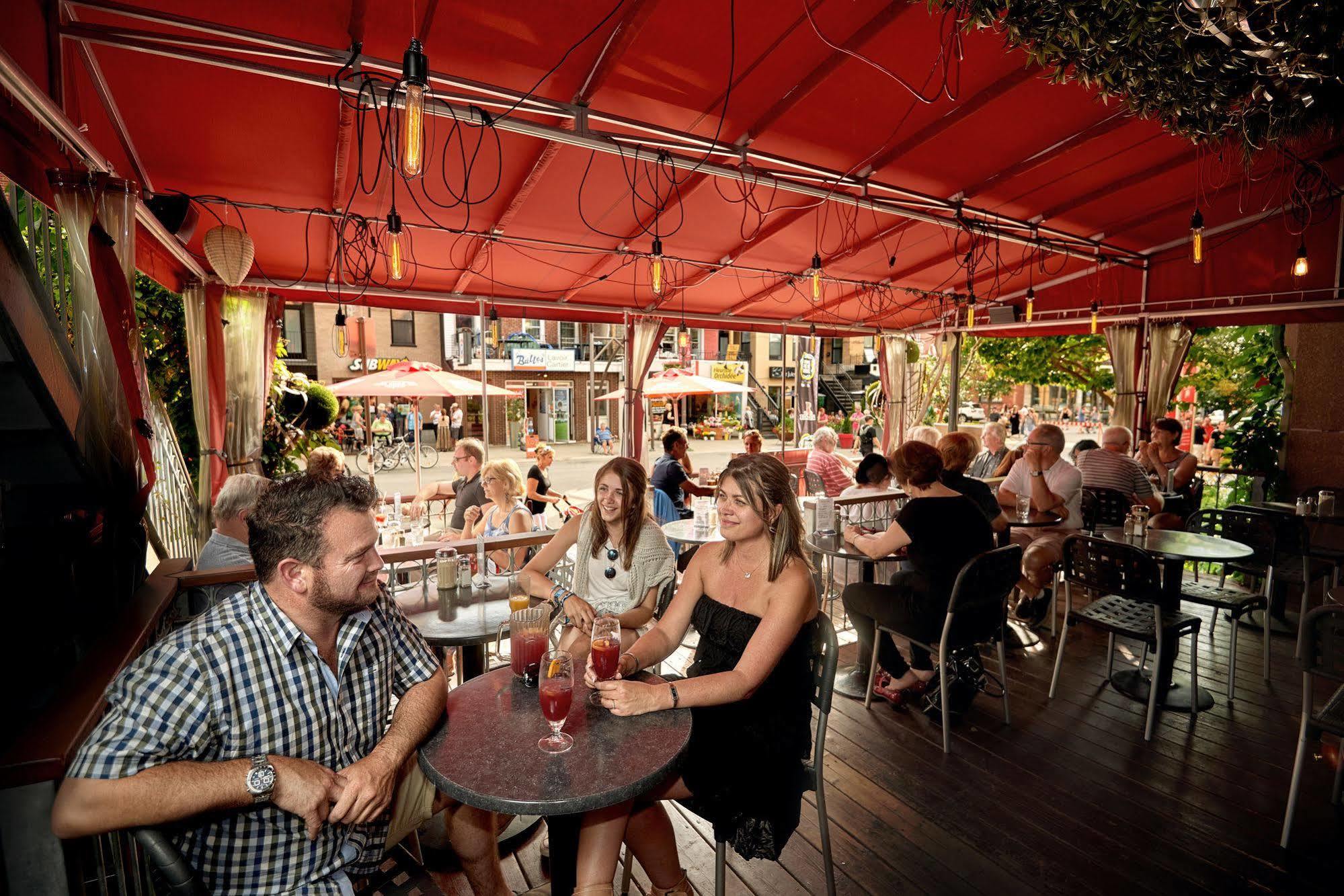 Petit Hotel - Cafe Krieghoff Quebec City Luaran gambar